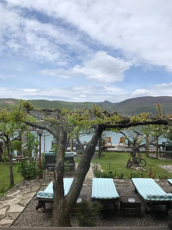 Guest House Lini