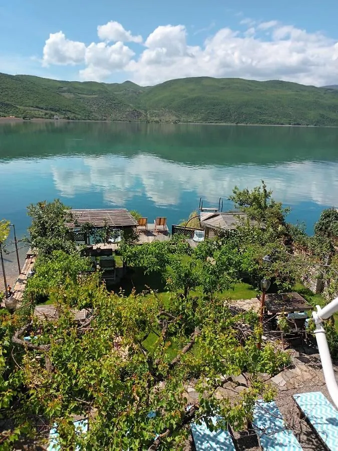 Guest House Lini