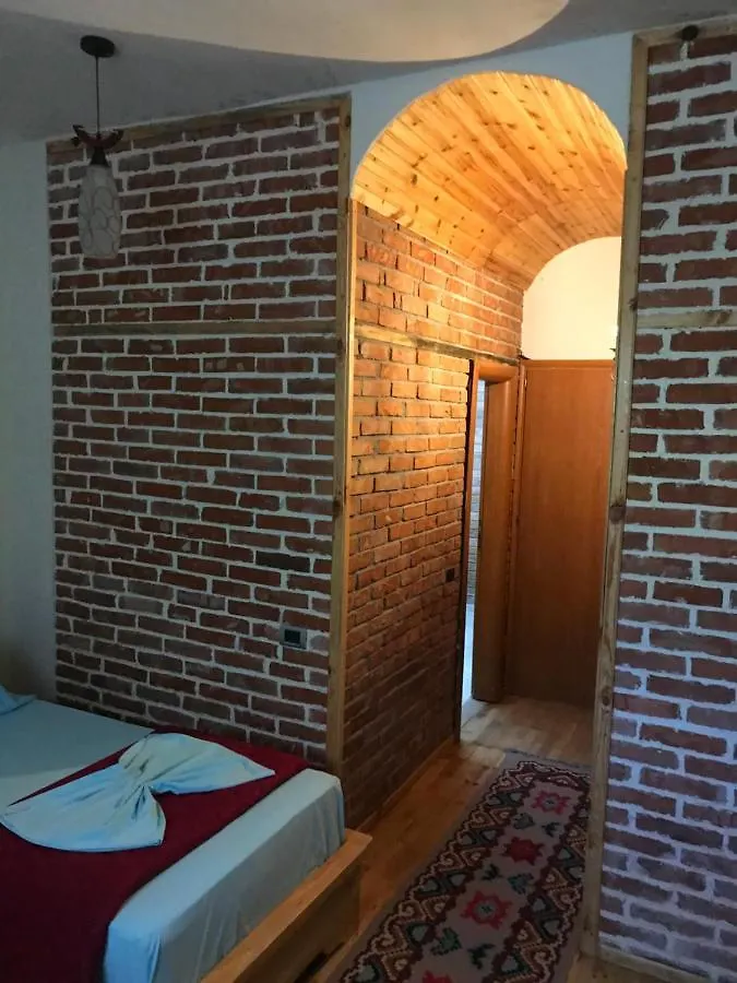 Guest House Lini
