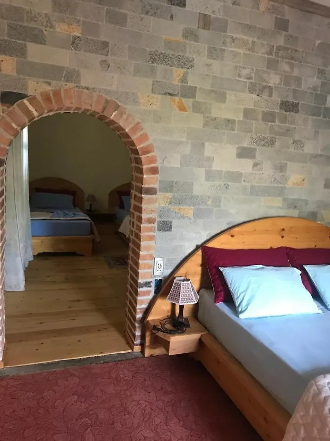 Guest House Lini