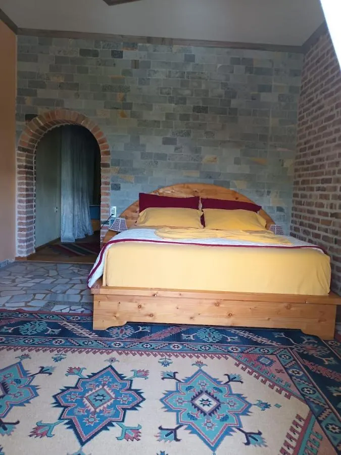 Guest House Lini