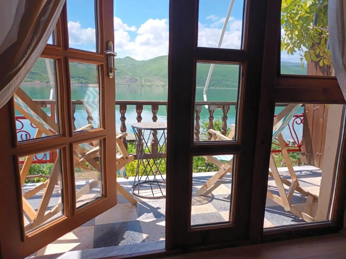 Guest House Lini