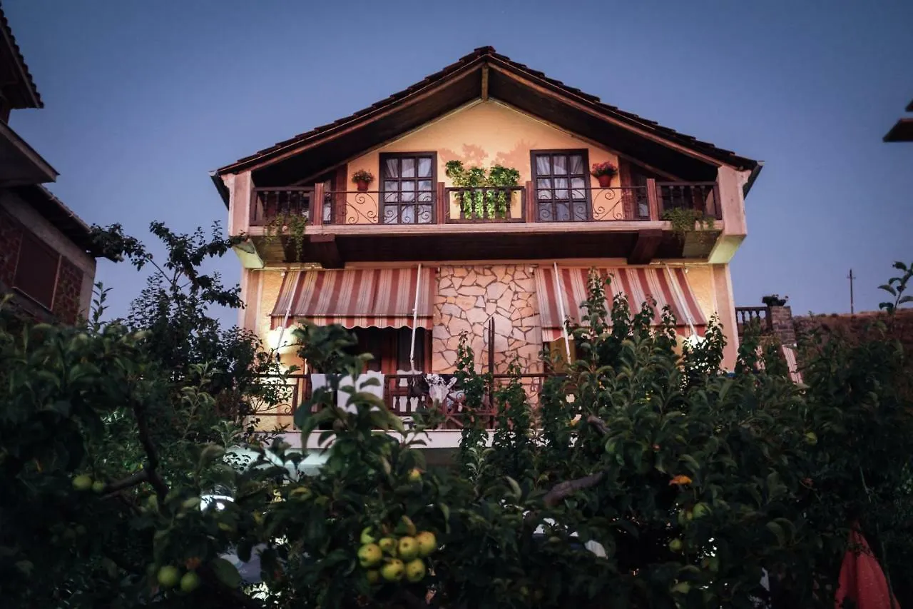 Guest House Lini